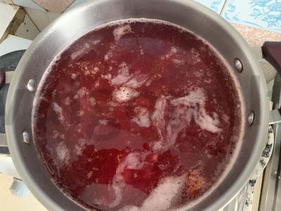 Skanūs barščiai pagal ypatingą receptą pagrindine nuotrauka