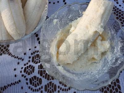 Ant žarijų kepti bananai Žingsnis 3