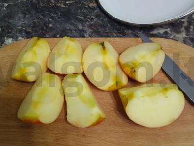 Raudonųjų serbentų ir obuolių kompotas Žingsnis 2