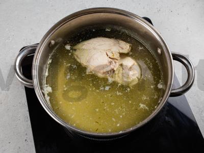 Kopūstai su raudonaisiais svogūnais, paprikomis ir grybais Žingsnis 4