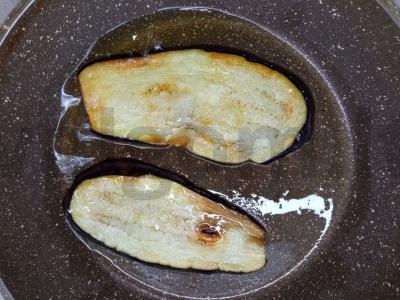 Daržovių terina su bryndza keptuose baklažanuose Žingsnis 2