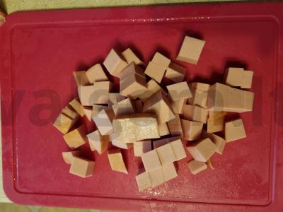 Gausios salotos su gydytojo dešra ir šviežiomis daržovėmis Žingsnis 2