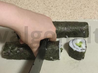 Agurkų, imbiero ir wasabi suktinukai Žingsnis 6