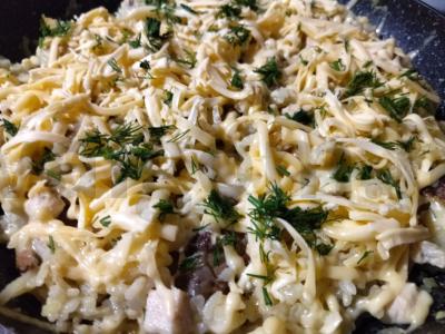 Risotto su grybais ir sūriu pagrindine nuotrauka