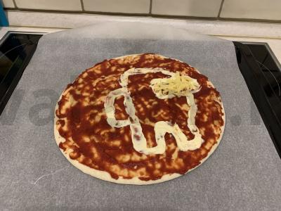 Tarp "Ace Pizza". Žingsnis 2