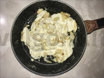 Makaronai su grietinėlės padažu ir cukinija Žingsnis 4