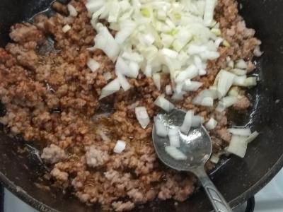 Grikių makaronai su mėsos padažu ir daržovėmis Žingsnis 8