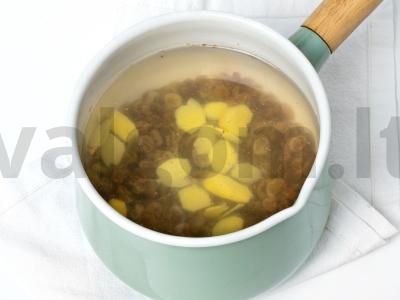 Gėrimas su imbieru, citrina ir sultonėmis Žingsnis 2