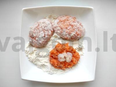 Žuvies kotletai su krevetėmis, garstyčiomis ir petražolėmis Žingsnis 2