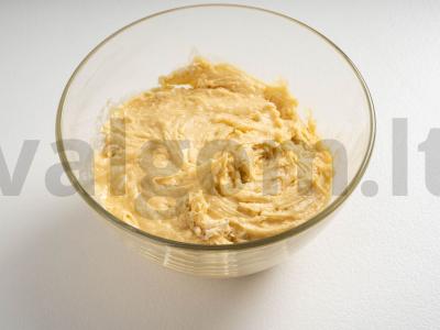 Angliška bandelė su cukranendrių cukrumi Žingsnis 3