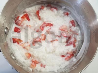 Kokosinė ryžių košė su braškėmis Žingsnis 2