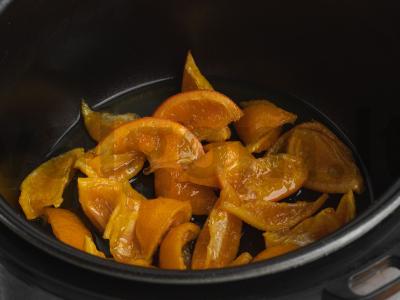 Mandarinų uogienė multicooker įrenginyje Žingsnis 3