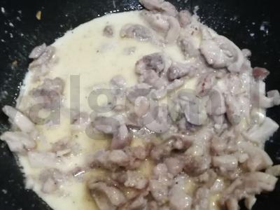 Fettuccini su vištiena ir pesto padažu Žingsnis 4
