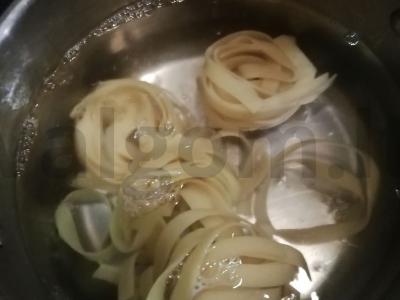Fettuccini su vištiena ir pesto padažu Žingsnis 6