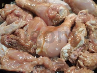Kiniška vištiena "Gongbao" su žemės riešutais Žingsnis 5