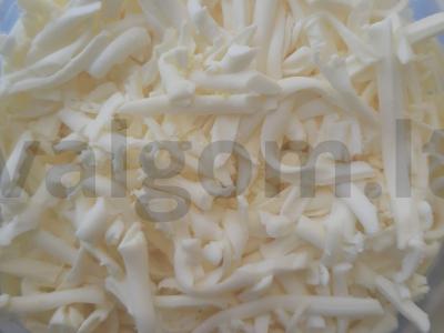 Salotos su vištienos krūtinėle, bulvėmis ir lydytu sūriu Žingsnis 5