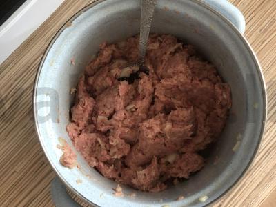 Mėsos kukuliai grietinės ir pomidorų padaže Žingsnis 2