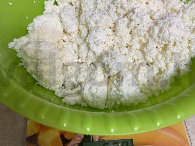 Sūrio pyragai be kiaušinių ir kvietinių miltų Žingsnis 1