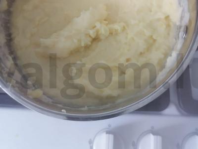 Vištiena su bulvių koše ir keptais svogūnais Žingsnis 4