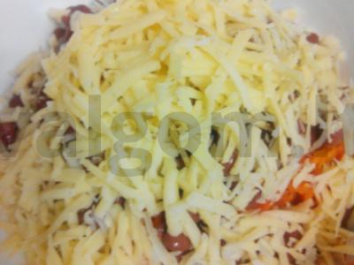 Neįprastos salotos su vištiena ir pupelėmis Žingsnis 3