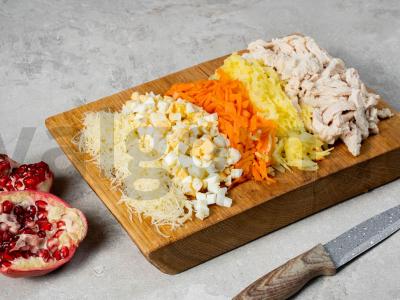 Klasikinės vištienos salotos Žingsnis 1