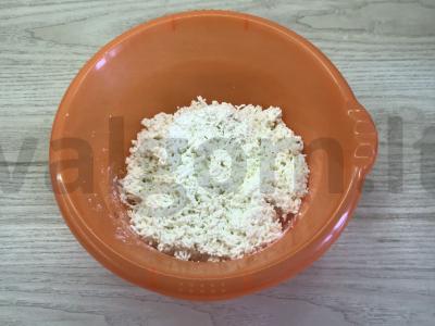 Sūrio pyragaičiai iš ryžių miltų Žingsnis 1
