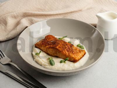Unagi lašiša su žiedinių kopūstų tyre pagrindine nuotrauka
