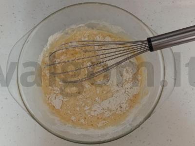 Tingus khachapuri keptuvėje Žingsnis 1