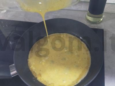 Makaronai su sūriu, kiaušiniu ir šonine Žingsnis 6