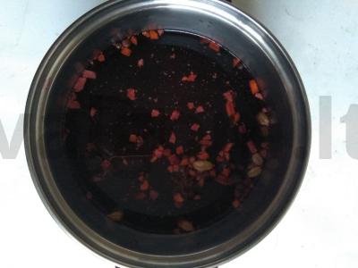 Aštrus glegas raudonojo ir baltojo vyno pagrindu Žingsnis 1