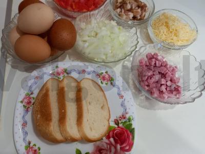 "Čempionų pusryčiai" su kiaušiniais, kumpiu ir šonine. Žingsnis 1
