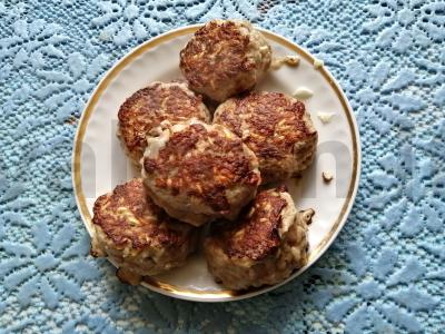 Mėsos kukuliai su rudaisiais ryžiais pomidorų padaže Žingsnis 3