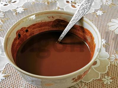 Šokoladinis vyšnių pyragas. Žingsnis 1