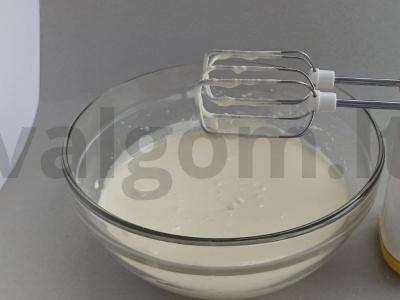 Purus uogų pyragas Žingsnis 1