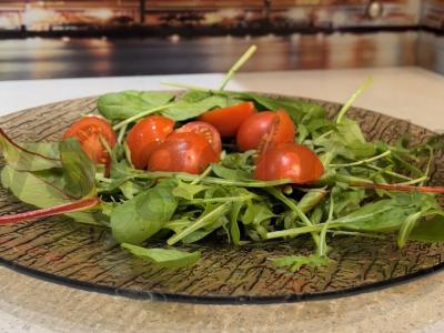 Salotos su upėtakiais, apelsinais ir avokadais Žingsnis 2