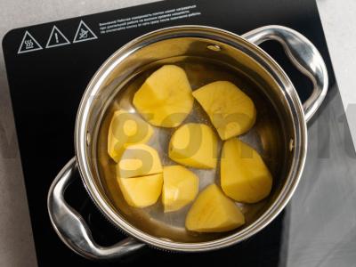 Bulvių košė su petražolėmis ir česnakais Žingsnis 2