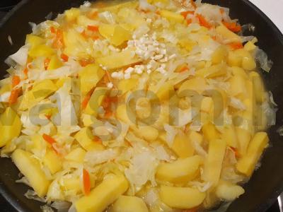 Daržovių ir špinatų troškinys Žingsnis 5