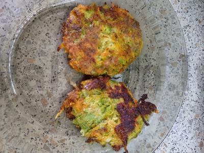 Morkų ir brokolių paplotėliai pagrindine nuotrauka