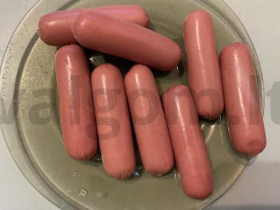Dešrelės iš sluoksniuotos tešlos su dviem ingredientais per 15 minučių Žingsnis 1