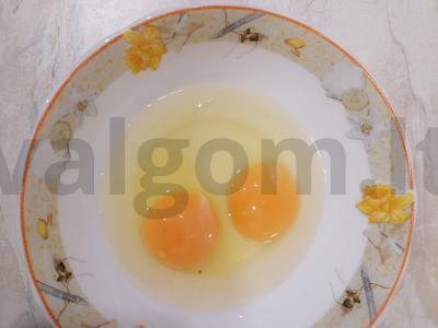 Omletas su Provanso žolelėmis pusryčiams Žingsnis 1