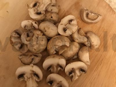 Amerikietiški pusryčiai grybų mėgėjams Žingsnis 1