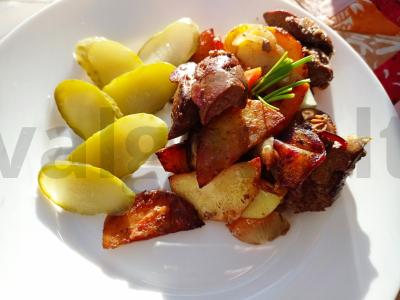 Vištienos kepenėlių kepsnys pagrindine nuotrauka