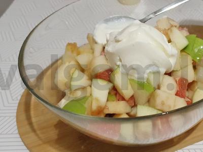 Vaisių salotos su riešutais Žingsnis 3