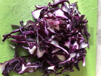 "Cole slaw" su morkomis ir garstyčiomis Žingsnis 1