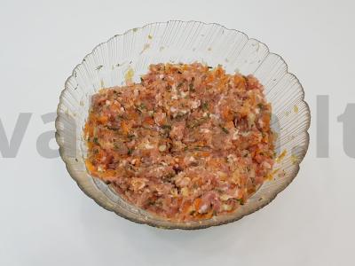 Kotletai su daržovėmis ir žolelėmis Žingsnis 4