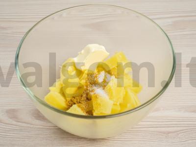 Bulvių košė su kariu Žingsnis 2