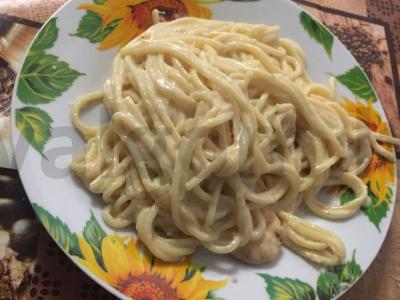 Spagečiai su krevetėmis grietinėlės padaže Žingsnis 4