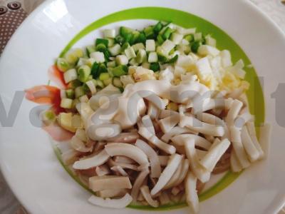 Lengvos baltymų salotos Žingsnis 6