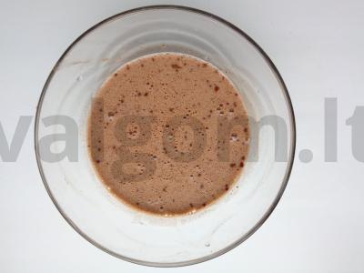 Naminiai šokoladiniai meduoliai cukraus pudroje Žingsnis 1