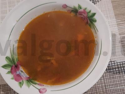 Pupelių sriuba yra sveika pagrindine nuotrauka